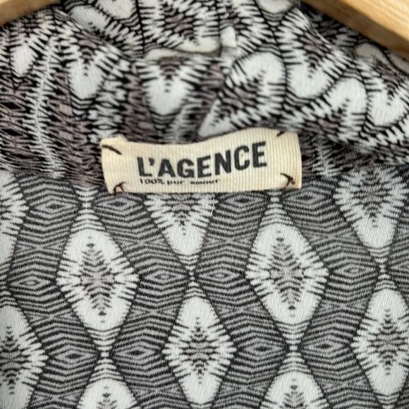 L’Agence Wrap Top Shirt Printed Long Sleeve Gray Blouse Size 0 - Picture 3 of 6